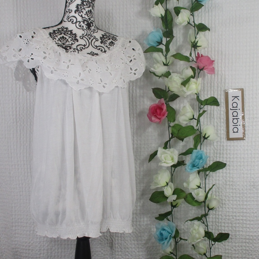 JOHN PAUL RICHARD White off shoulders Top NWT Size XL